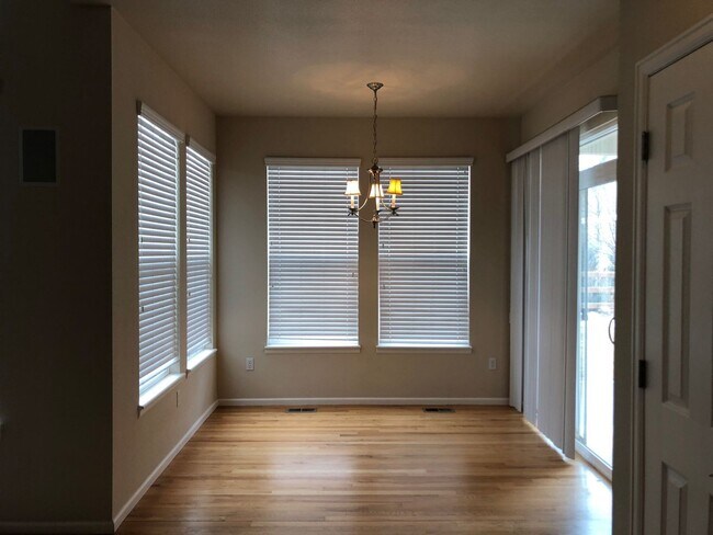 Foto del edificio - 3809 Eclipse Ln