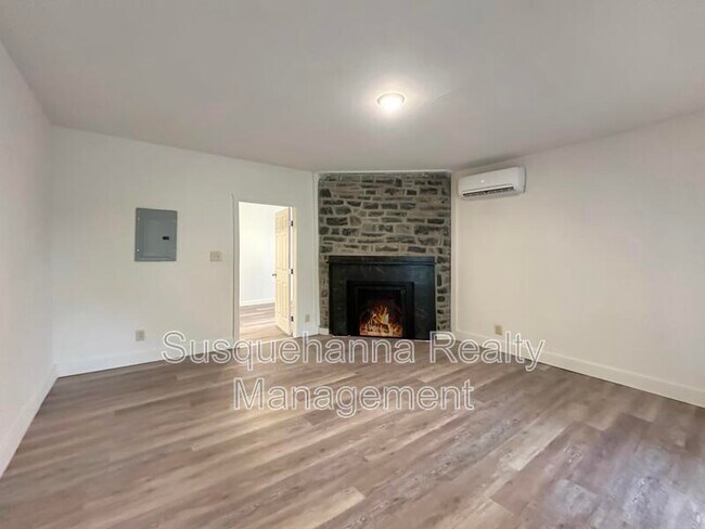 Foto del edificio - 520 W Main St