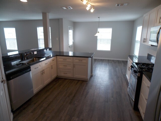 Building Photo - 13318 Ambrosa Dr
