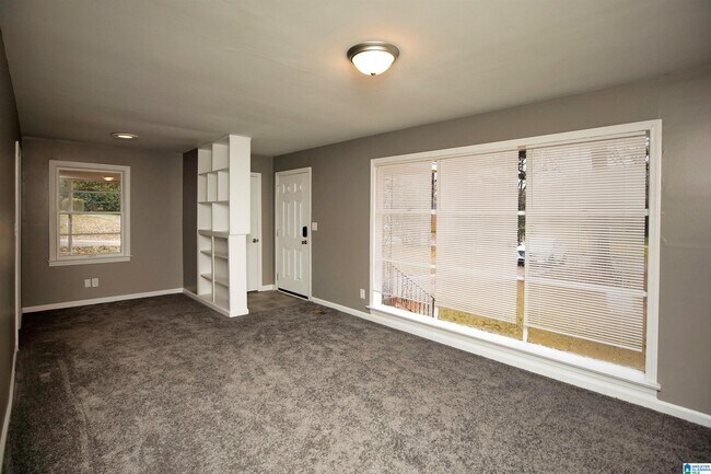 Foto del edificio - 2215 1st Pl NW