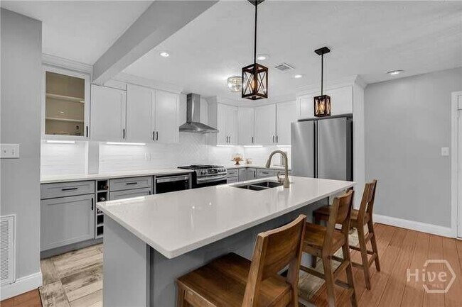 Foto del edificio - 700 Pepperwood Trail
