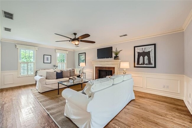 Foto del edificio - 2262 Pine Warbler Way