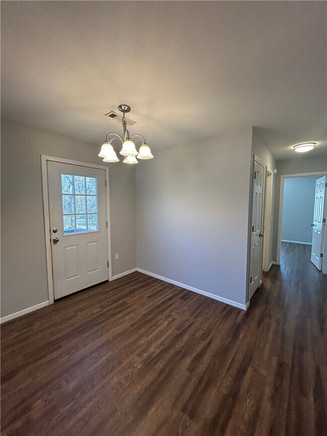 Foto del edificio - 5707 W Michael Cole Dr