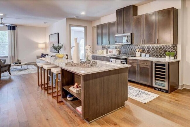 Foto del edificio - 8602 Preston Rd