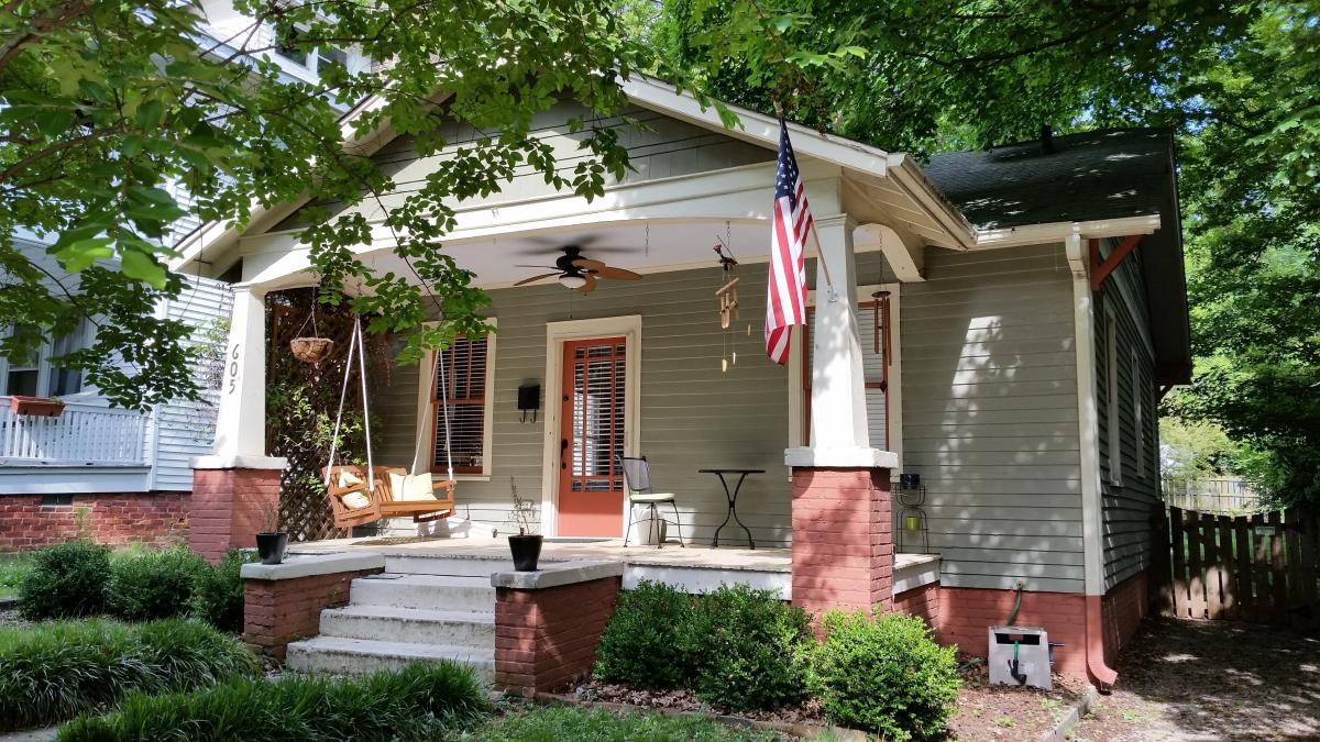Primary Photo - 605 Cutler St.