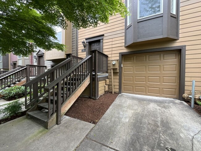 Building Photo - Spacious Three-Story Townhome Near Orenco Station with Attached Garage, Private Balcony, and Vaul...