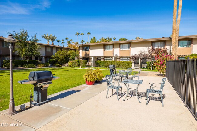 Foto del edificio - 4701 N 68th St