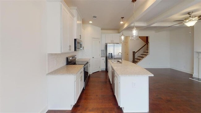 Building Photo - 2253 Mulsanne Dr