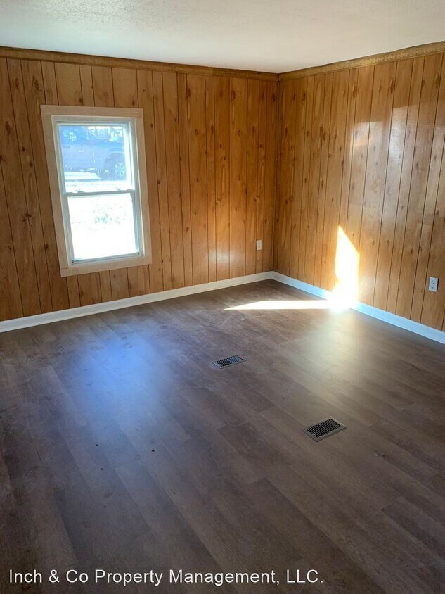 Primary Photo - 2 br, 1 bath House - 411 Champlain Road