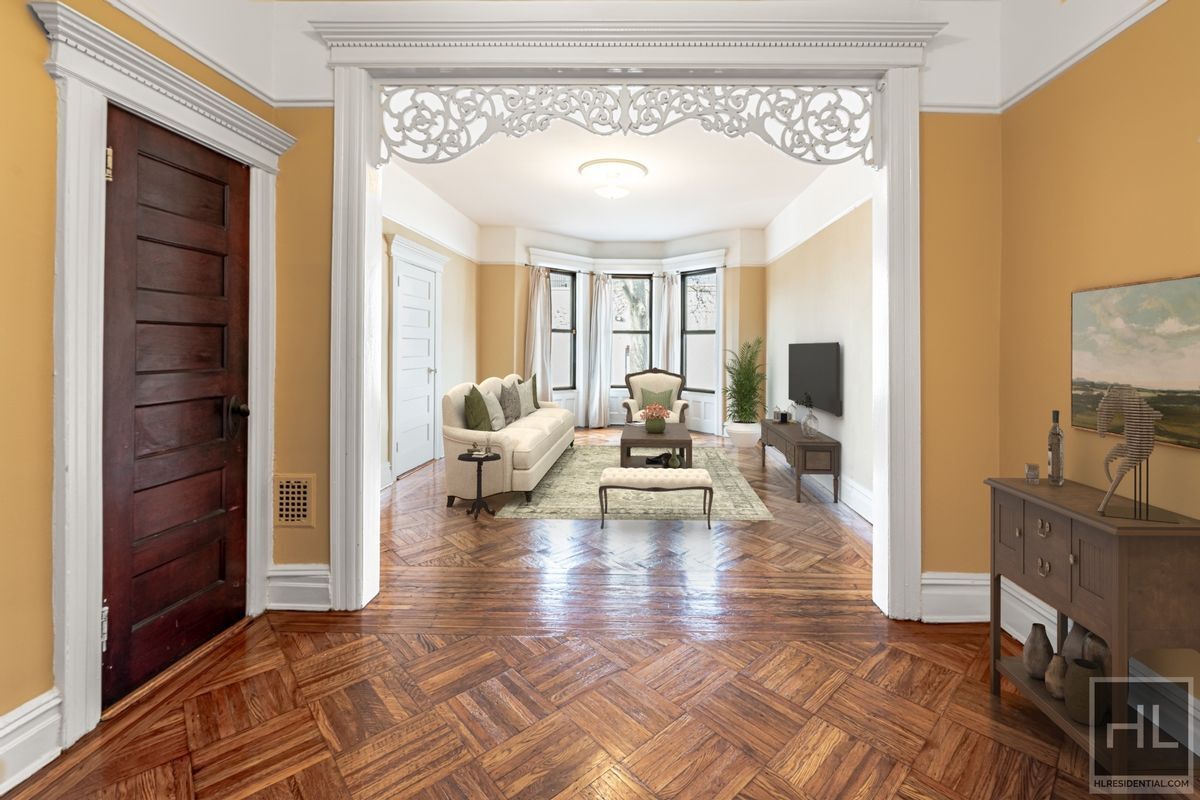 Primary Photo - **No Fee Historical Haven with Contemporar...
