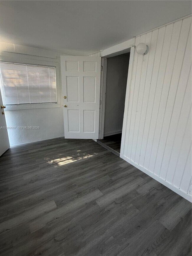 Foto del edificio - 1811 NW 84th St