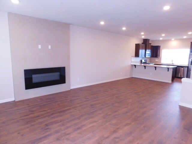 Building Photo - 447 NE Patricia Ann Pl