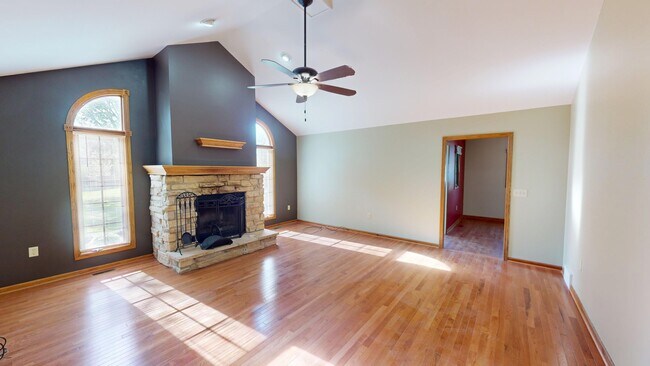 Foto del edificio - 558 Beachview Dr
