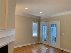 Building Photo - 1618 Chateau Club