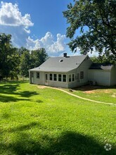 Building Photo - 1333 Falling Spring Rd