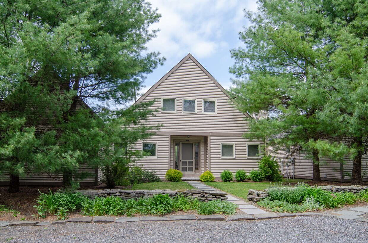 332 Arcadia, Ancram, NY 12502 House for Rent in Ancram, NY