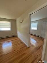 Building Photo - 90 Kibbe St