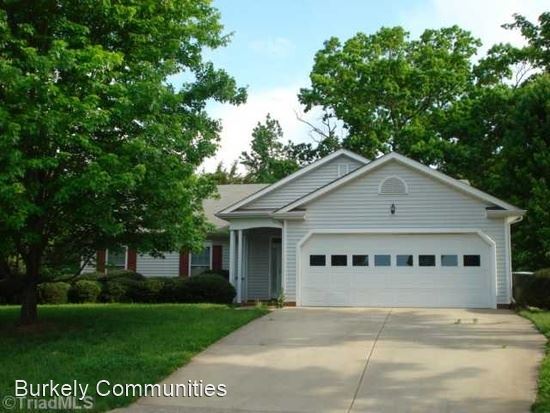 Building Photo - 3 br, 2 bath House - 8 Drakestone Ct.
