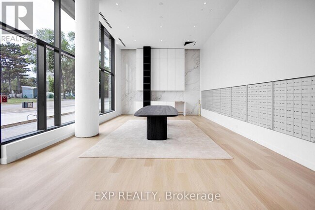 Building Photo - 3009-3009 Novar Rd