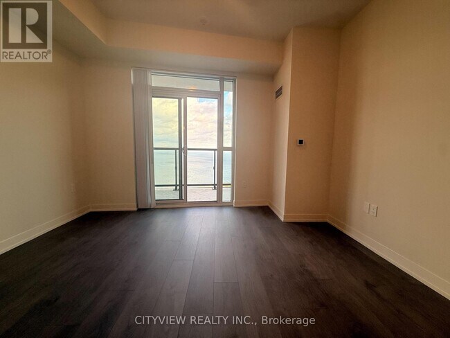 Photo du bâtiment - 38 Annie Craig Dr