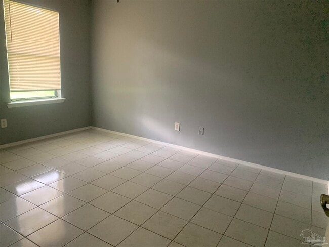 Building Photo - 6818 Tiki Ln