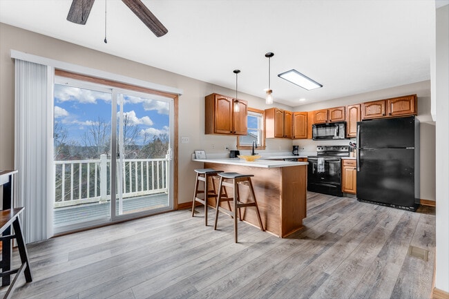 Building Photo - 6 Bakers Lndg