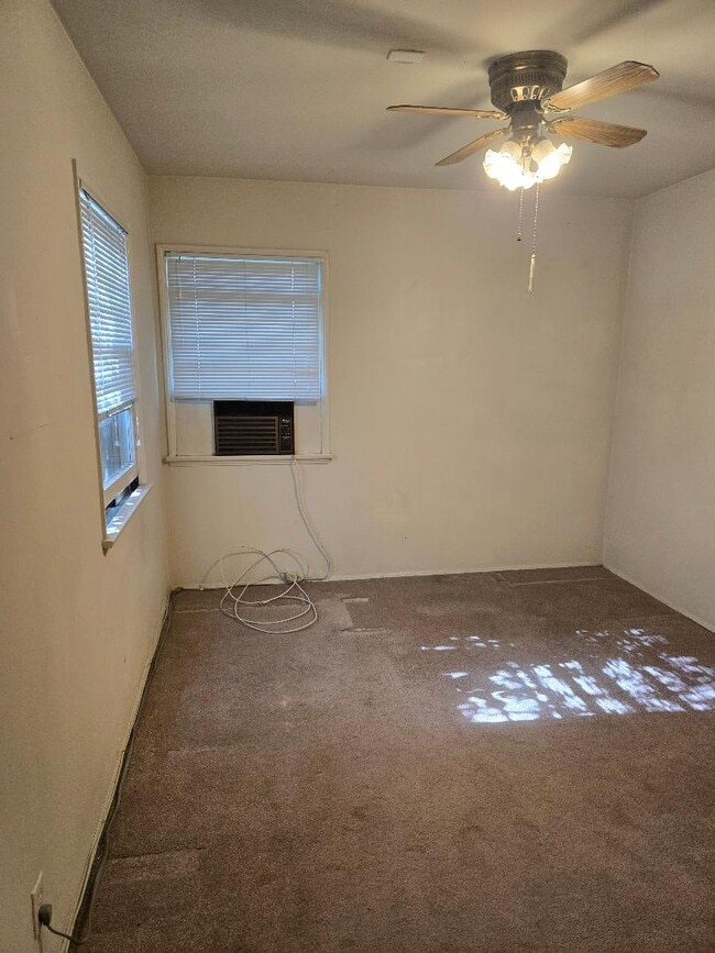 Building Photo - Weddington Apartments