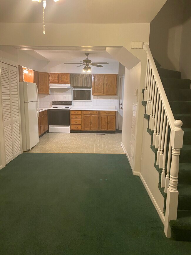 Living into kitchen - 2719 MO-100