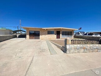 Building Photo - 6041 Redstone St