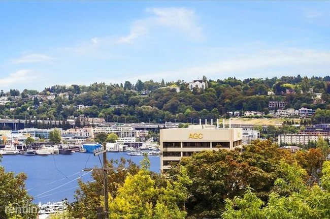 Foto del edificio - 1 br, 1 bath Condo - 611 Highland Drive 601