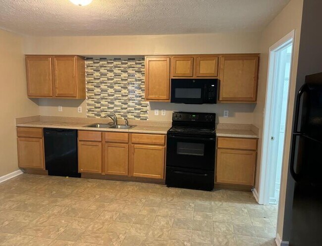 Foto del edificio - 1232 Topp Creek Dr
