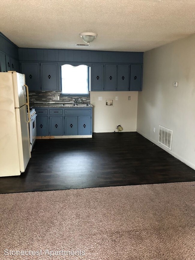 Foto del edificio - 4418 Lynn Ln