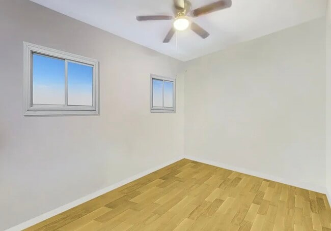 Foto del edificio - 7055 N Clark St