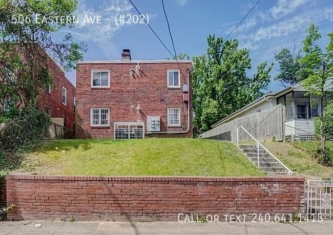 Foto del edificio - 506 Eastern Ave NE