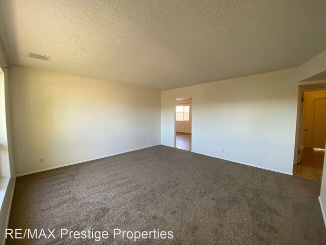 Building Photo - 3 br, 2 bath House - 1709 Chicago