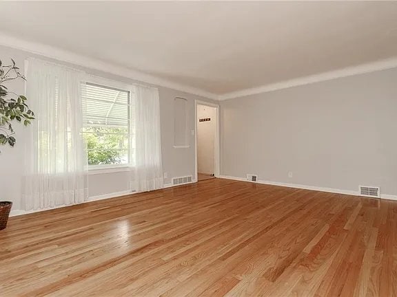 Building Photo - 1752 Brainard Rd