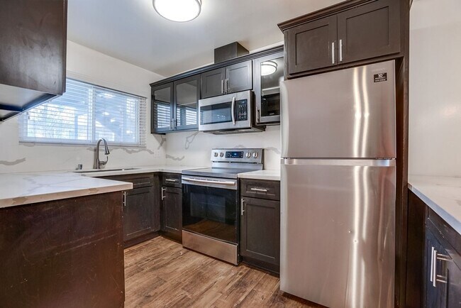 Foto del interior - Apartment Complex Near SoFi Stadium with Pool, BBQ Area, Gym and Parking.