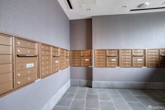 Building Photo - 2177 3rd St