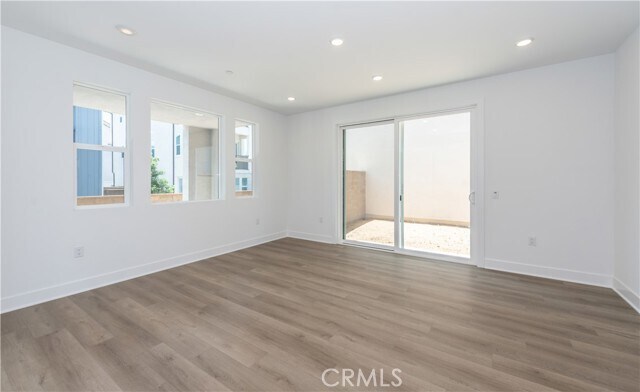 Building Photo - 136 Seep