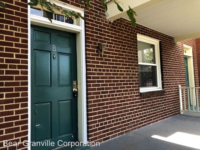 Building Photo - 1516 Porter St