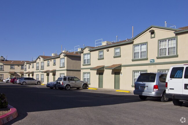 Foto del edificio - Arrowhead Place