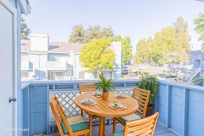 Foto del edificio - 1527 Four Oaks Cir