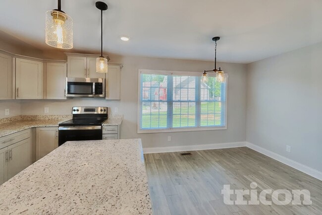 Building Photo - 508 Macy Lynn Dr