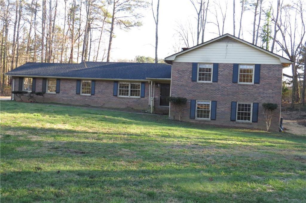 Primary Photo - 3100 Garden Ln Dr