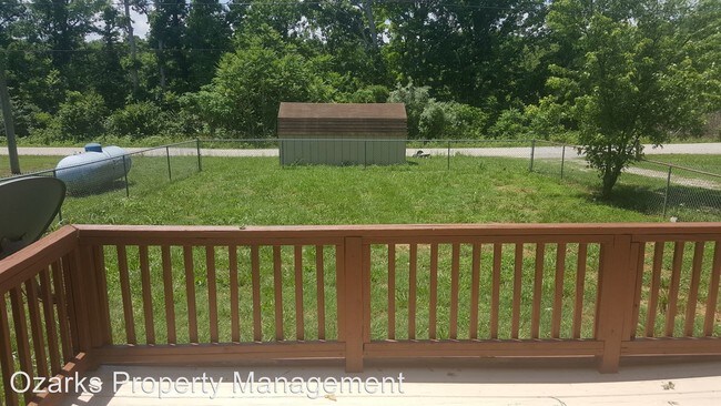 Building Photo - 3 br, 1.5 bath House - 337 SUNDOWN LANE