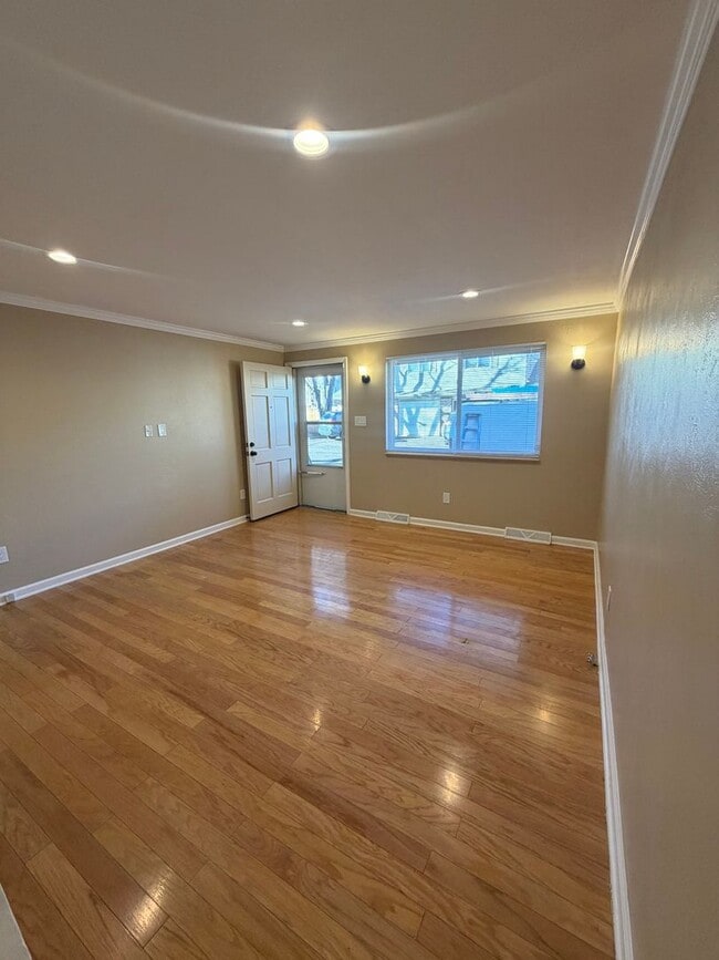 Photo - 2 Bedroom 1 Bath Townhome - Lakewood!