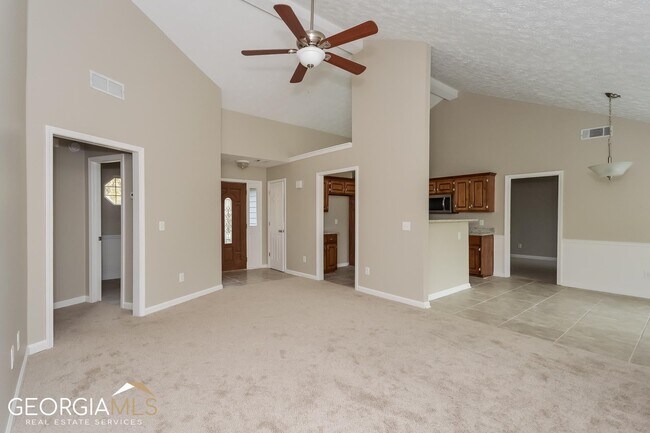 Building Photo - 35 Belmont Cove
