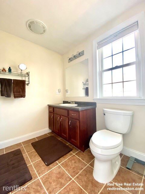 Building Photo - 2 br, 2.5 bath Townhome - 45 Summer St