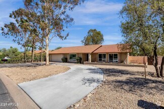 Building Photo - 14015 N Hampstead Dr
