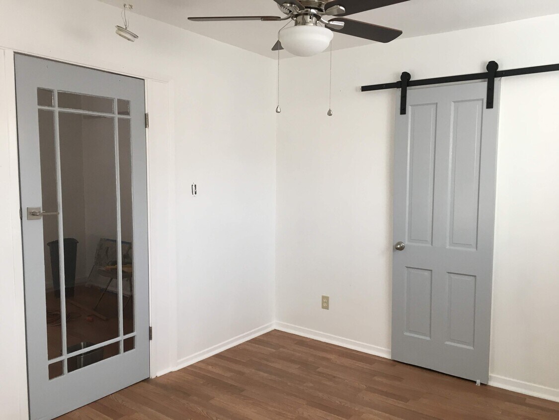 Fotografía del edificio - 4118 Mercury Ave